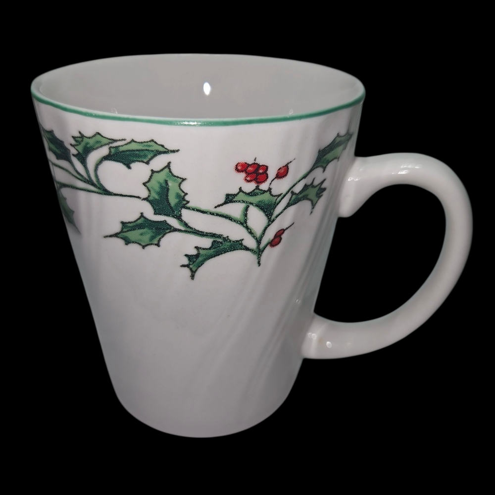 Vintage Holly Leaf By Totally Today Christmas Holiday Coffee Mug Set of 6